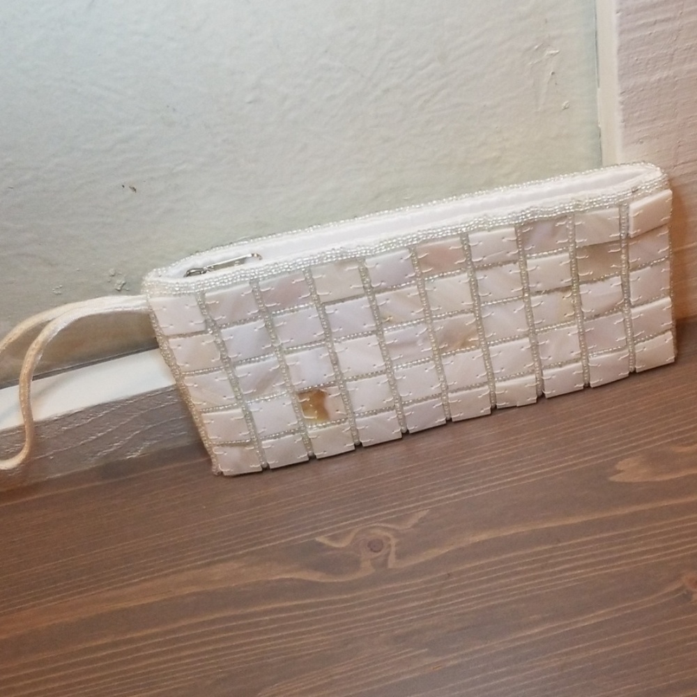 Seashell clutch